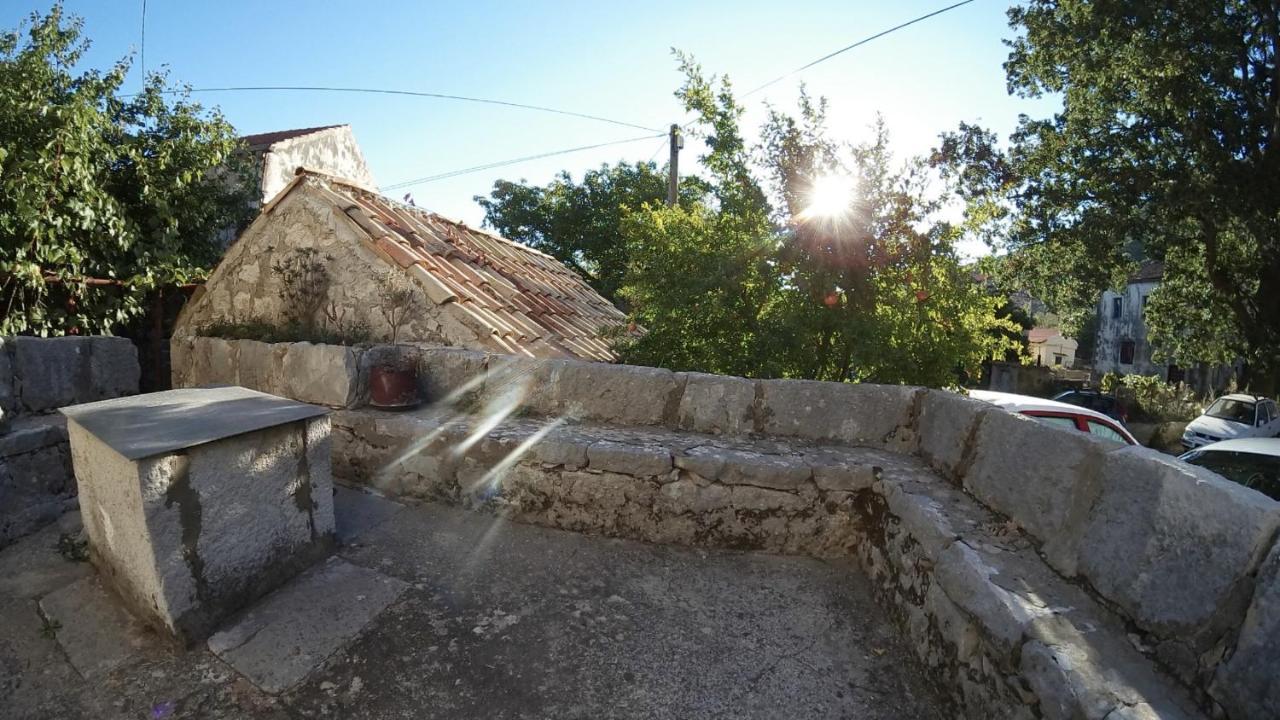 فيلا Charming House Lovro Prožura المظهر الخارجي الصورة
