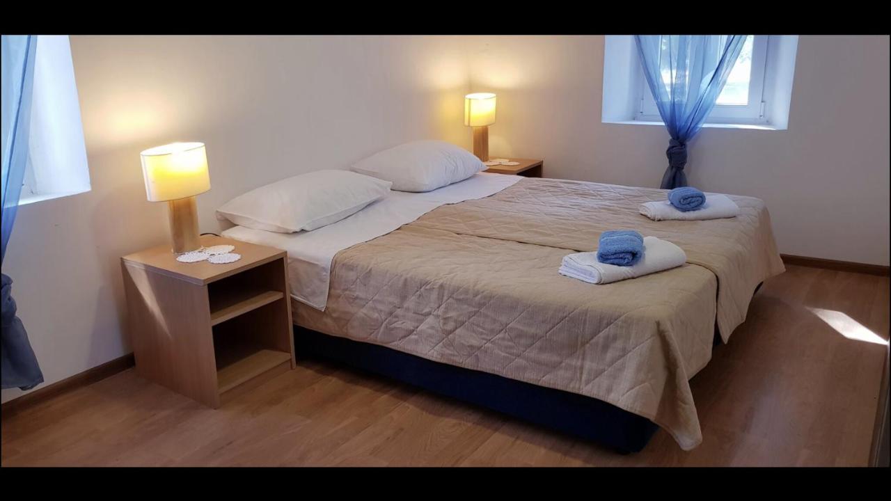 فيلا Charming House Lovro Prožura المظهر الخارجي الصورة